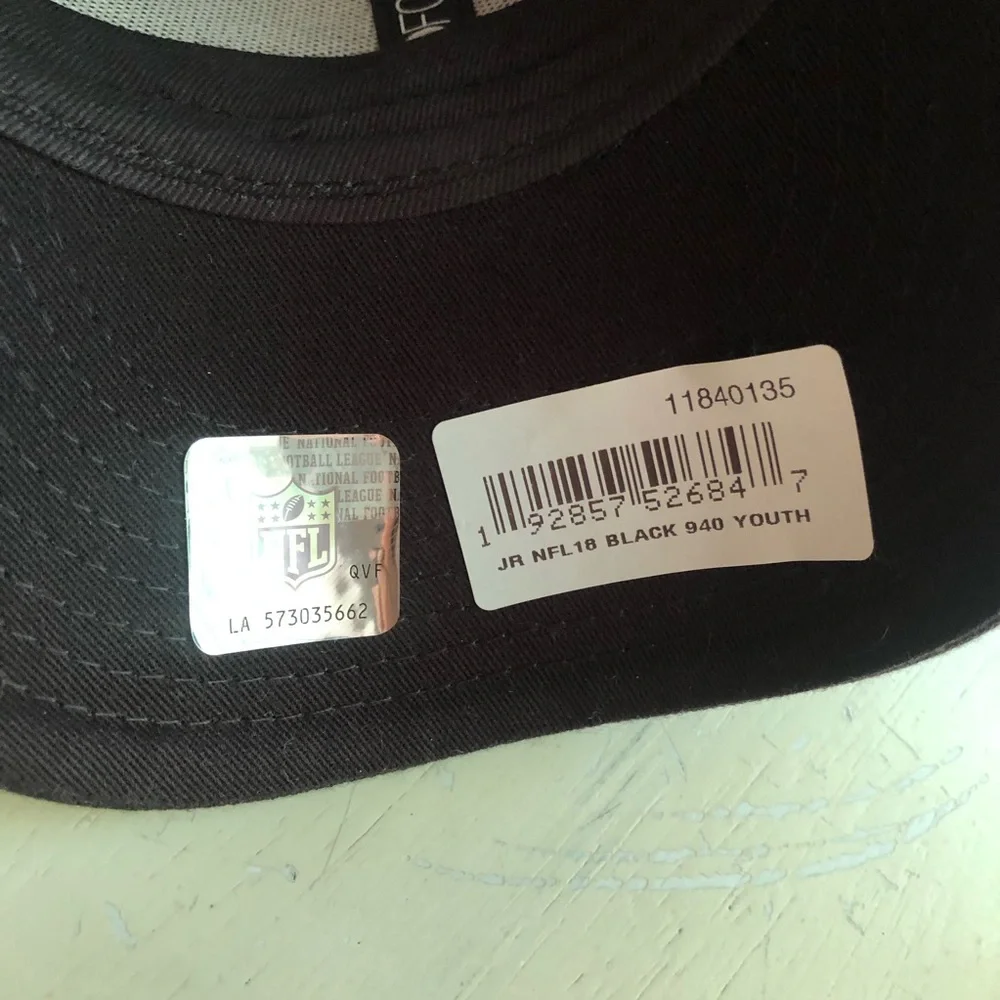 New w Tag: New Era New England Patriots SnapBack Hat. One Size Adjustable